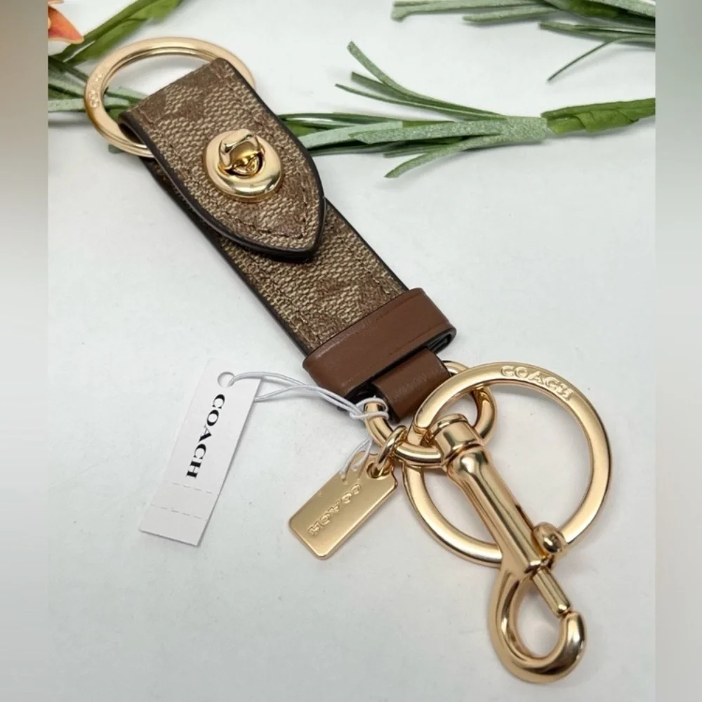 Coach Signature Trigger Snap Turnlock Key Fob Keychain Bag Charm NWT
